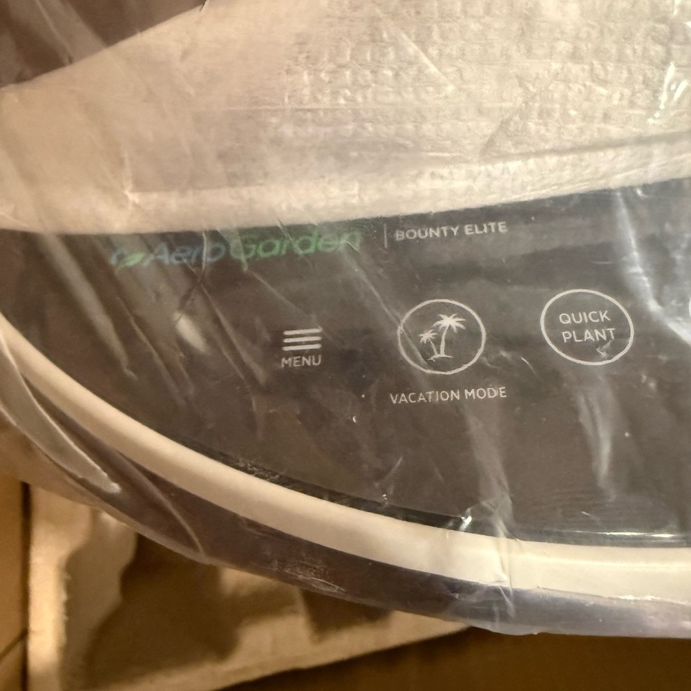 Bounty Elite Indoor Garden System - platinum stainless color - Picture 7 of 7